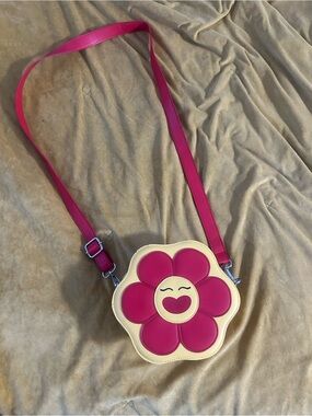 Badbye Beretes Flower Cartoon Graphic Crossbody Bag Zip, Detachable Pink Strap